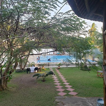 Kwa Mama Village Beach Resort Dar es Salaam Exterior foto